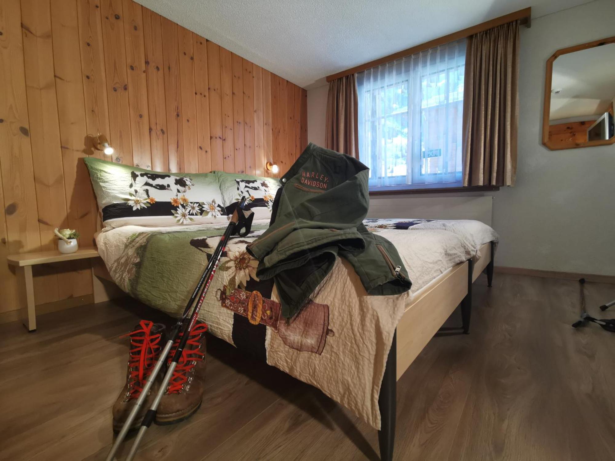 Hotel Walliserhof-Leukerbad-Therme エクステリア 写真