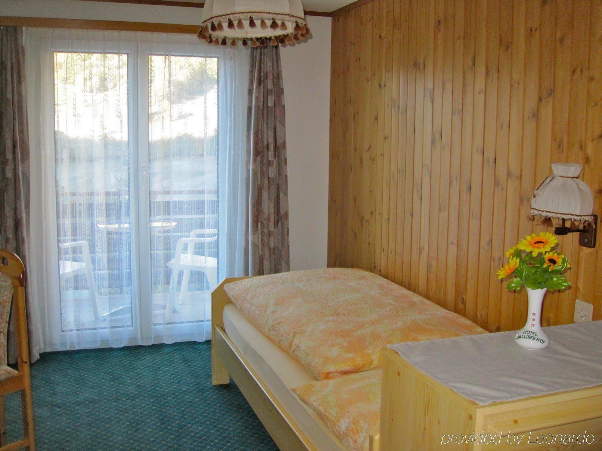 Hotel Walliserhof-Leukerbad-Therme 部屋 写真